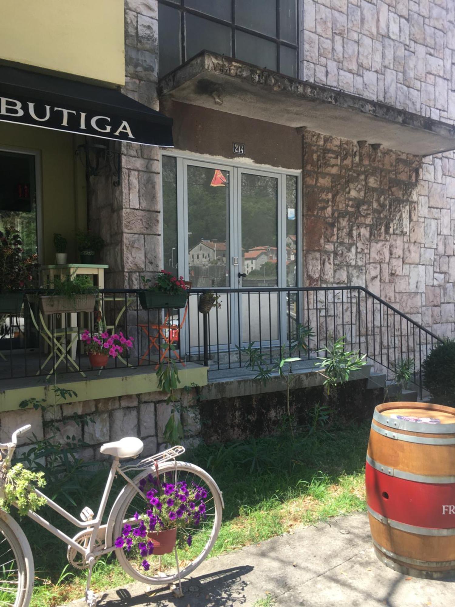 科托尔 Art House 001酒店 外观 照片